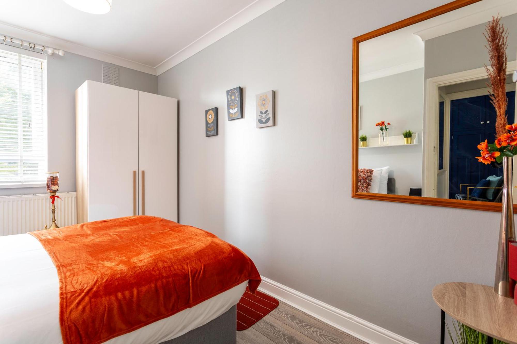 Appartamento Balcony And Parking Kensingston Londra